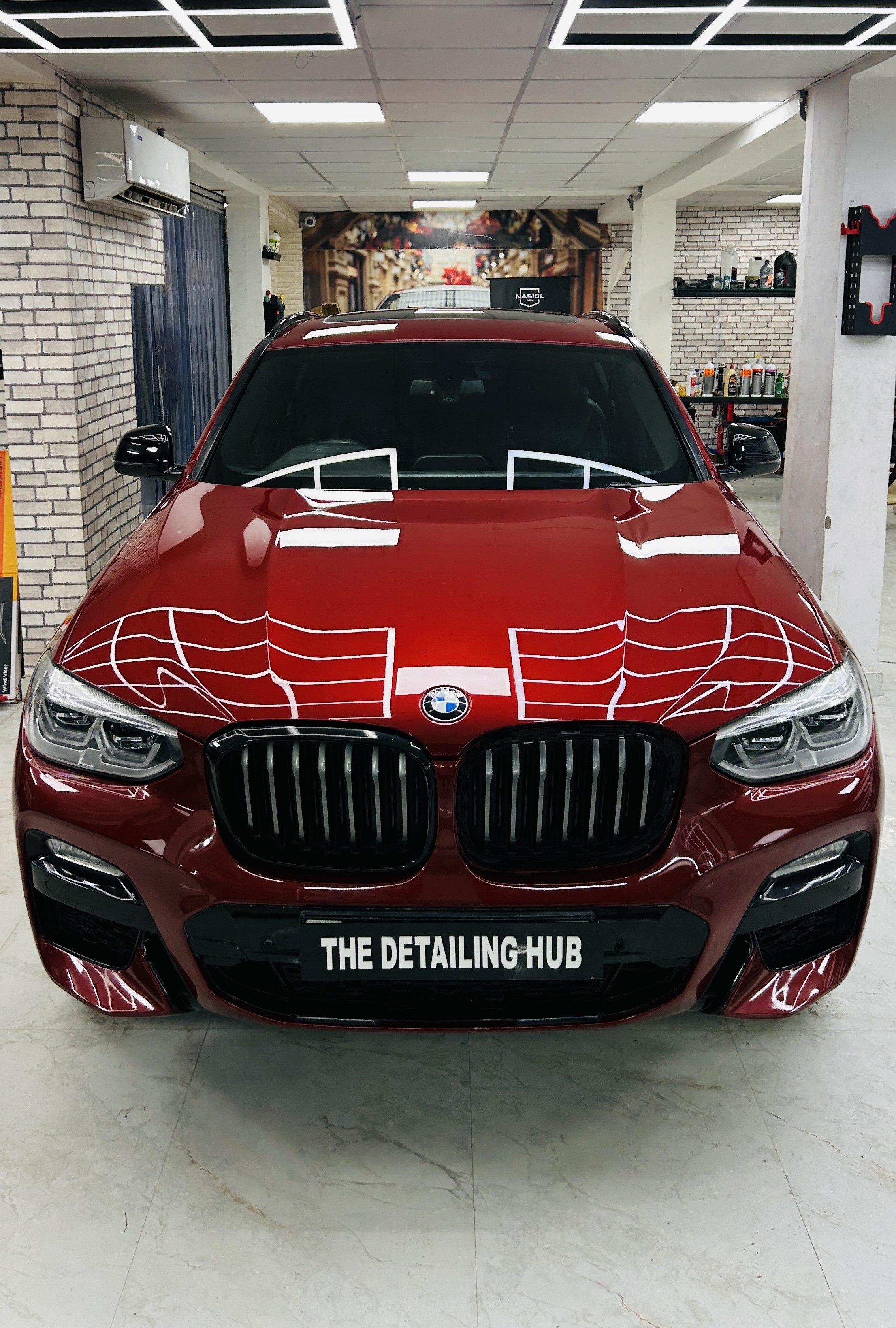 Surgical Denting and Painting Studio Booth